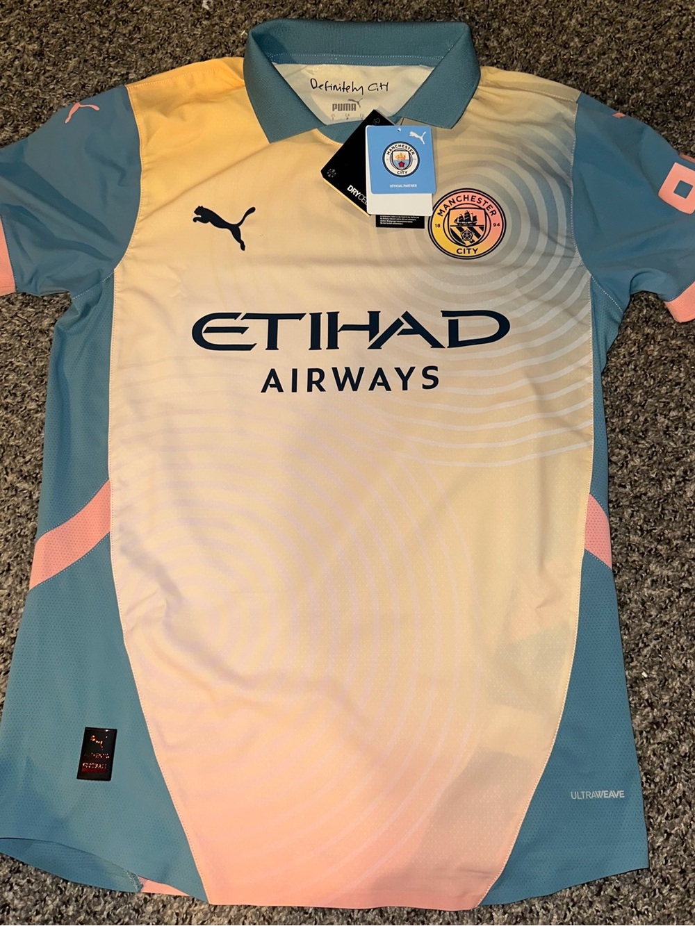 Puma Manchester City Gradient Jersey - Sky Blue/Pink/Cream